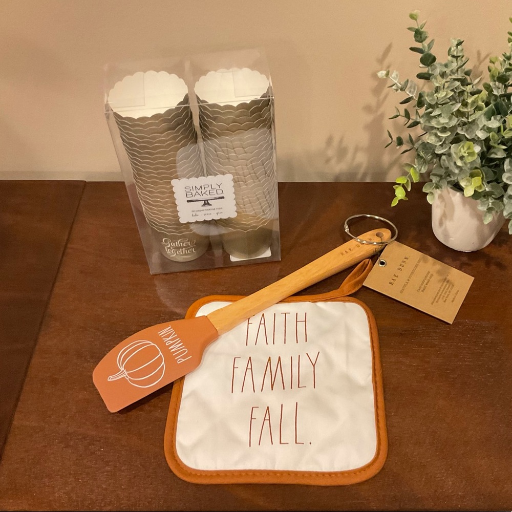 Rae Dunn Autumn Thanksgiving Baking Set 🍂